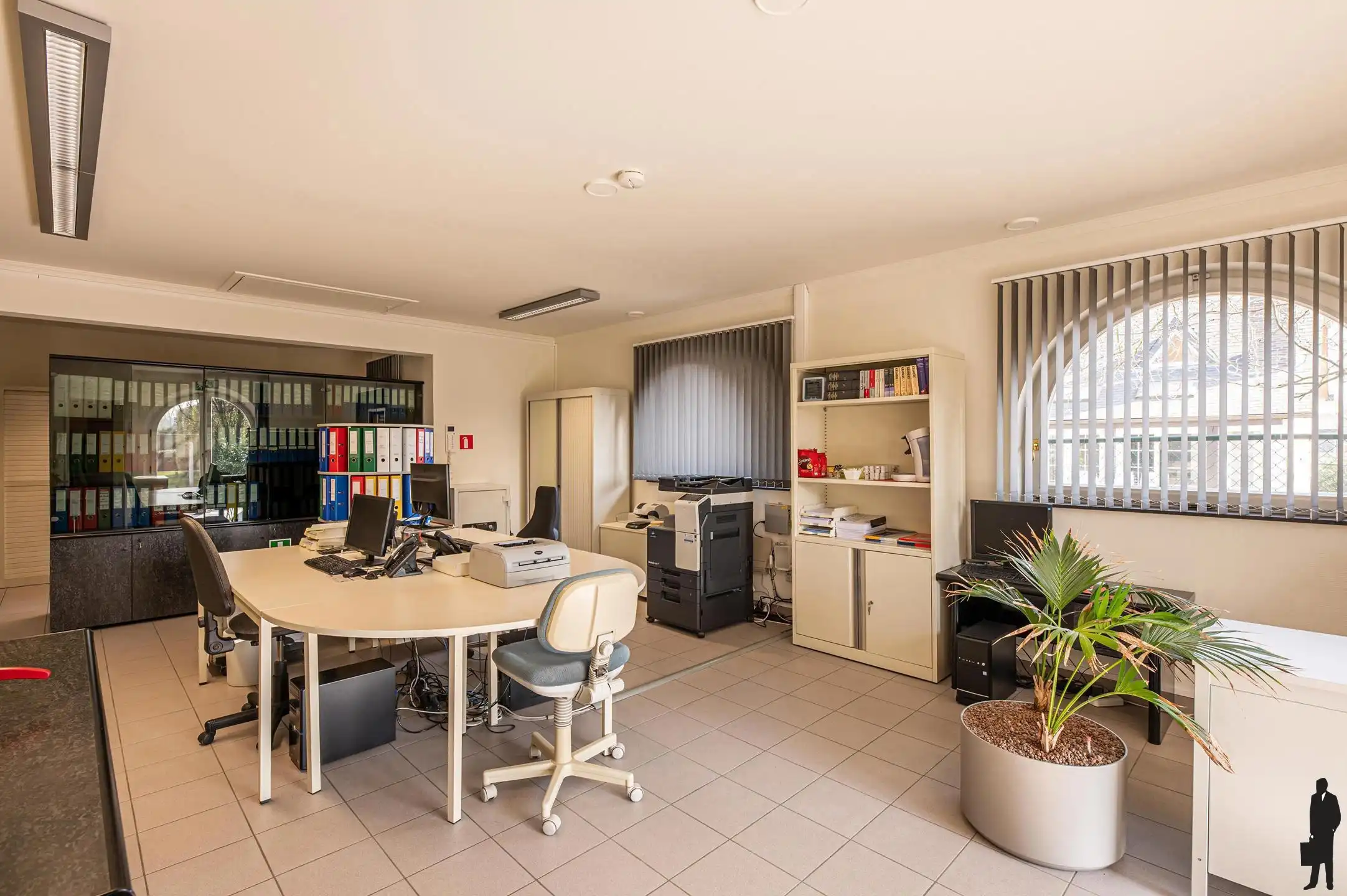 Exclusieve mediterraanse villa met 3 slpk, 3 bdk en parktuin foto 11