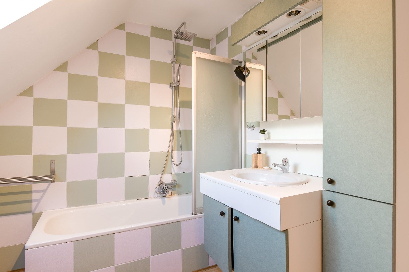 Gezellige woning omgeven door groen! foto 13