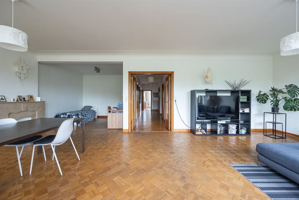 Lichtrijk appartement met ruime leefruimte foto 5