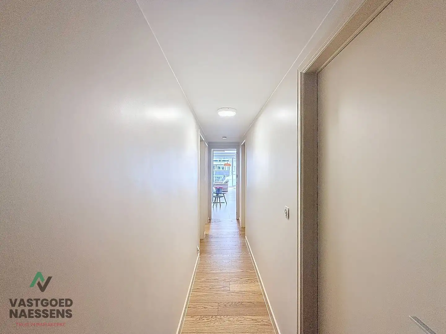 GEMEUBELD 2 SLPK APP IN CENTRUM OOSTENDE foto 19