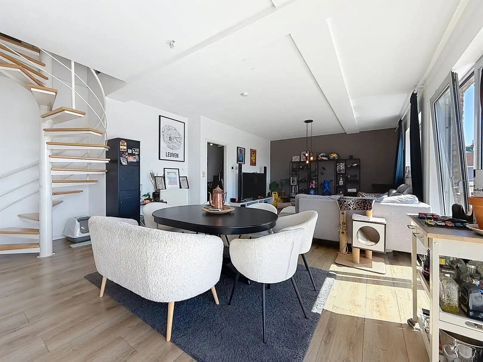 Duplex app, 2 slpks, terrassen, kelder, autostaanplaats foto 11