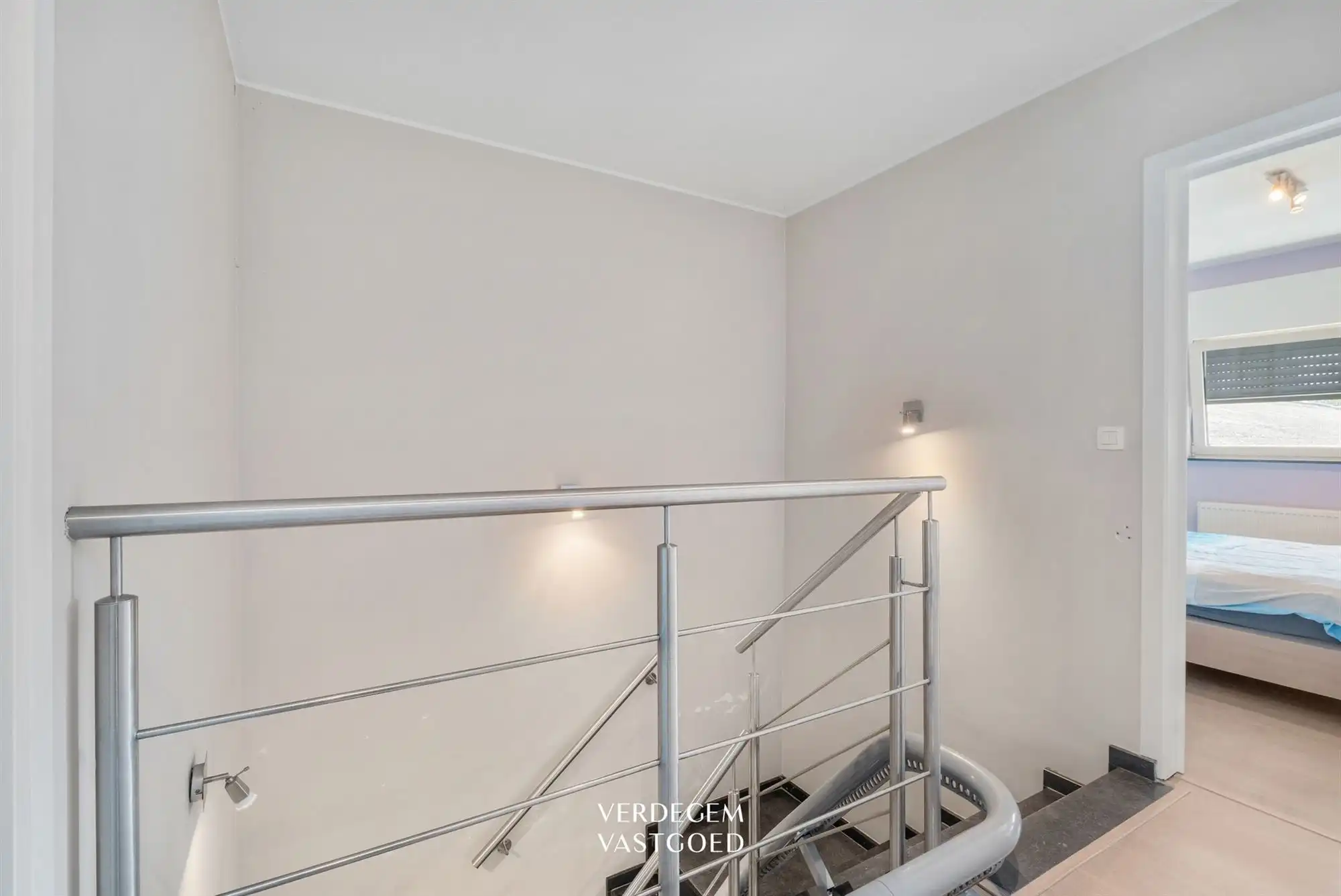 Instapklare gezinswoning met 3 slaapkamers, garage en zonnige tuin foto 11