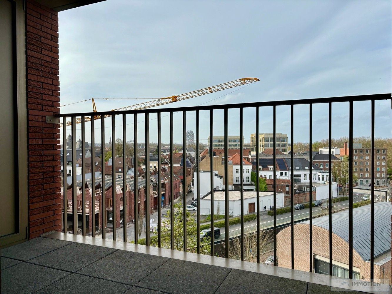 Appartement in de Zilvertorens met 2 slaapkamers, terrassen en uitzicht foto 8