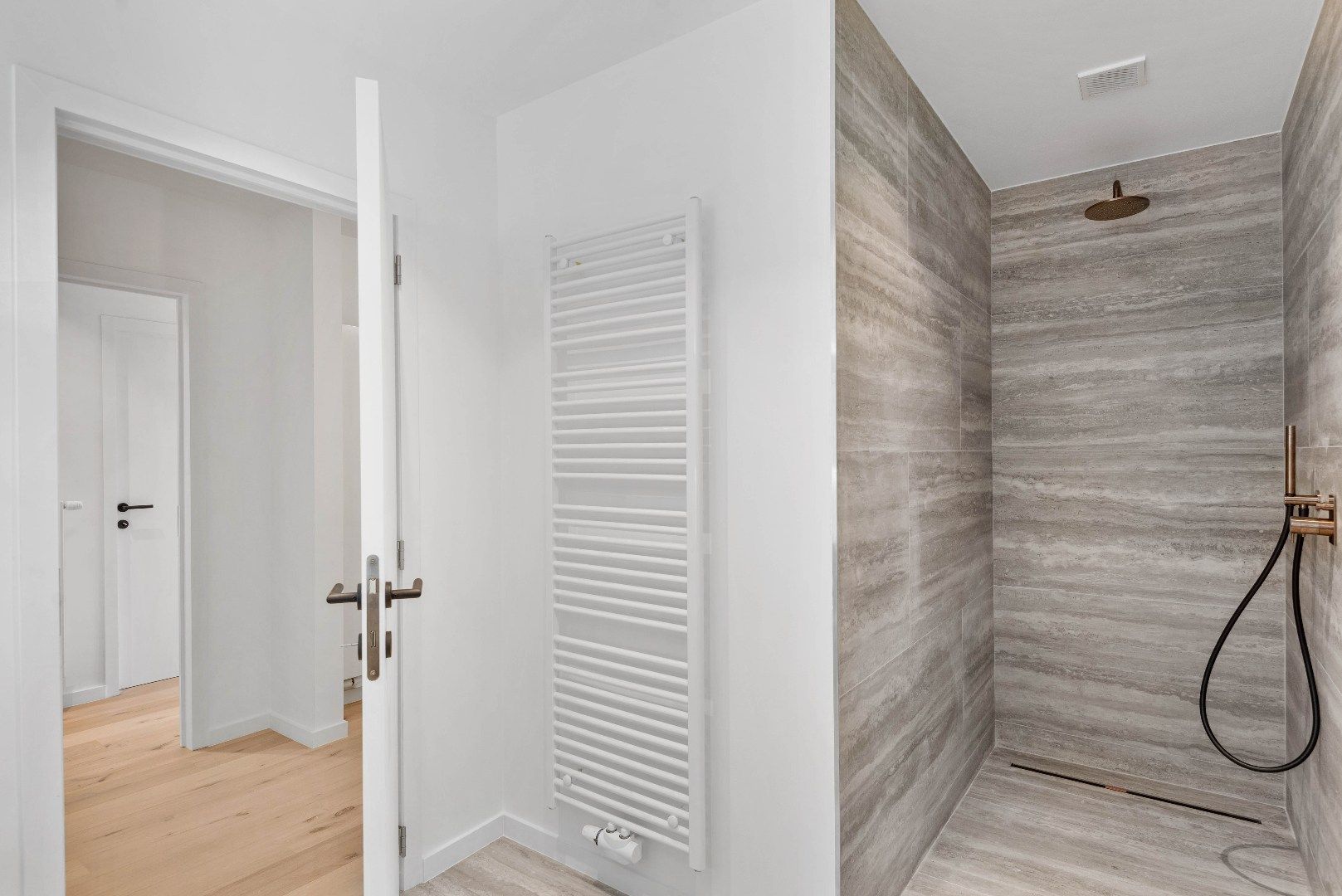 Verhuurd opbrengsteigendom te Mortsel foto 12