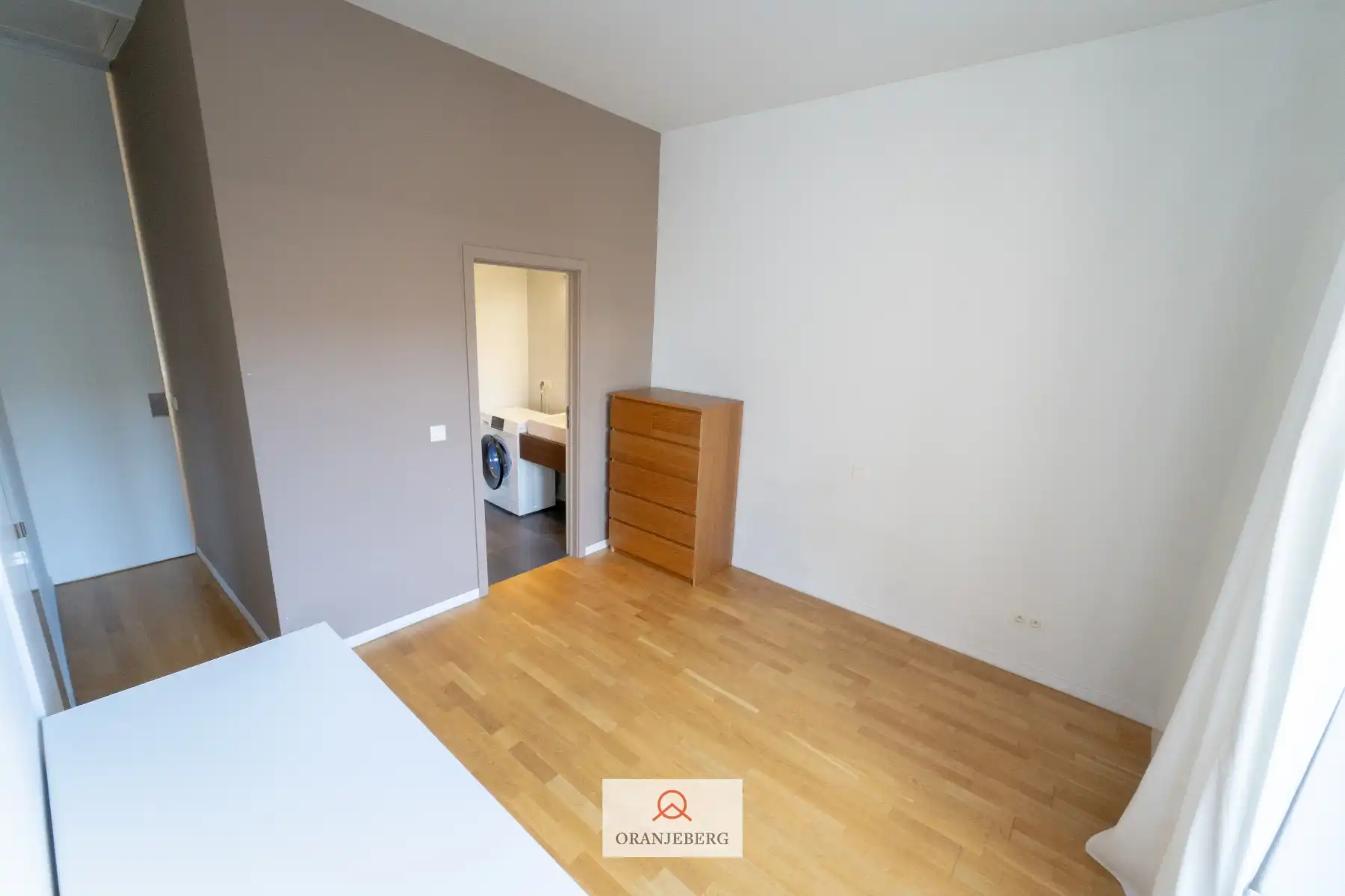 Lichtrijk appartement vlakbij Kouter foto 16