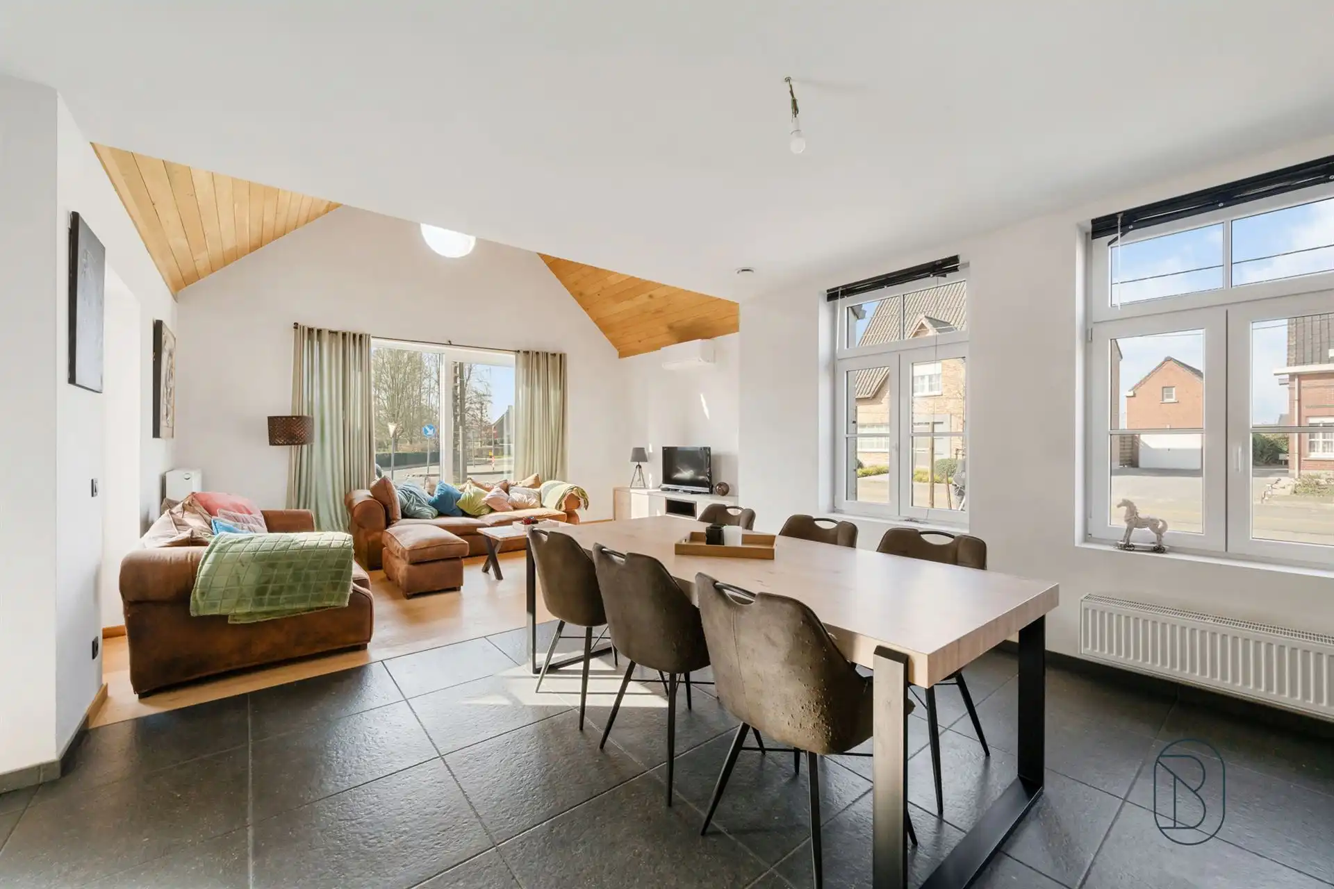 Recente, luxueuze en energiezuinige vrijstaande woning! foto 2