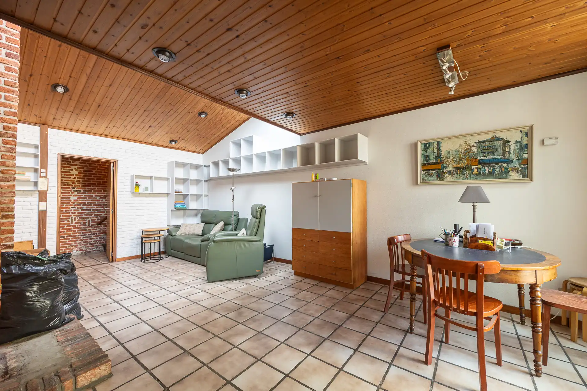 Charmante, centraal gelegen woning met tuinhuis foto 9