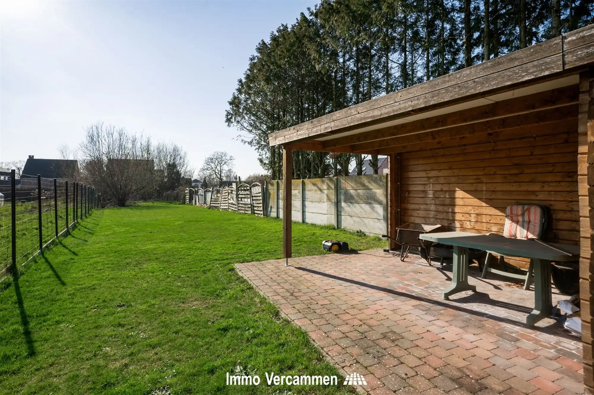 Recent gemoderniseerde woning te Putte foto 10