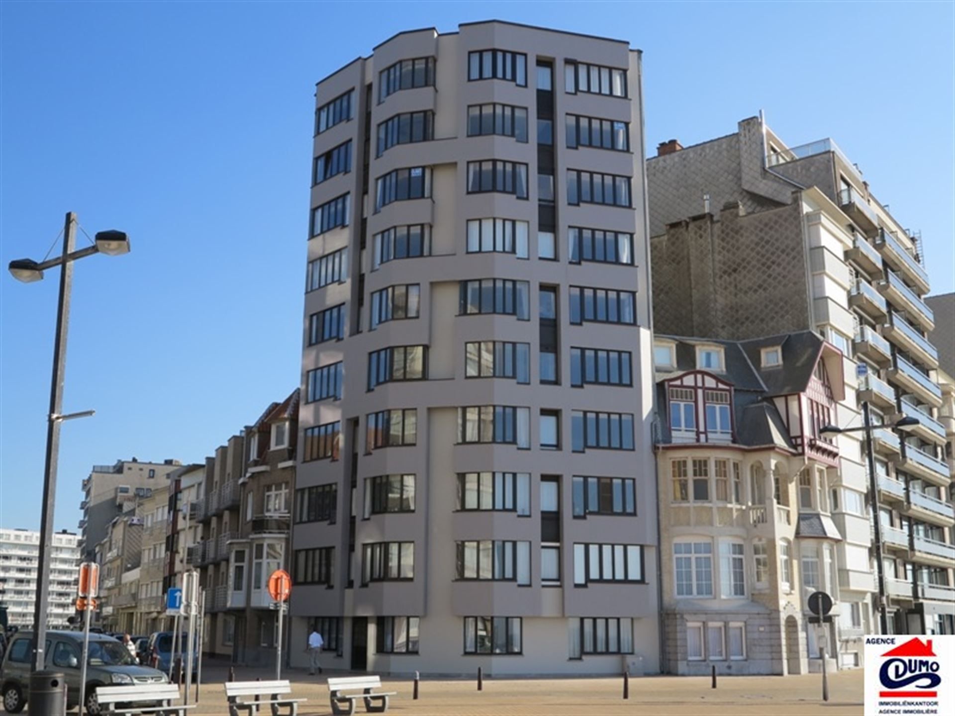 Goed gelegen gelijkvloers appartement met 1 slaapkamer op de Zeedijk foto 1