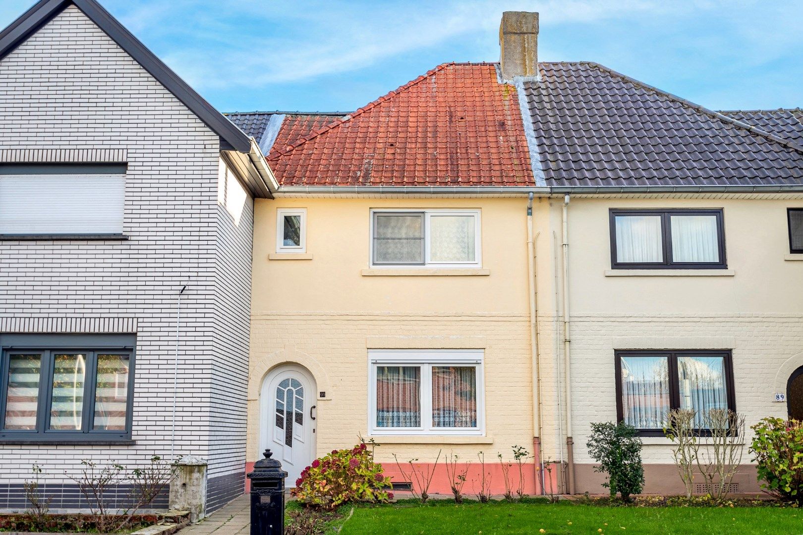 Te renoveren woning met 3 slpks en tuin te Halle foto 2