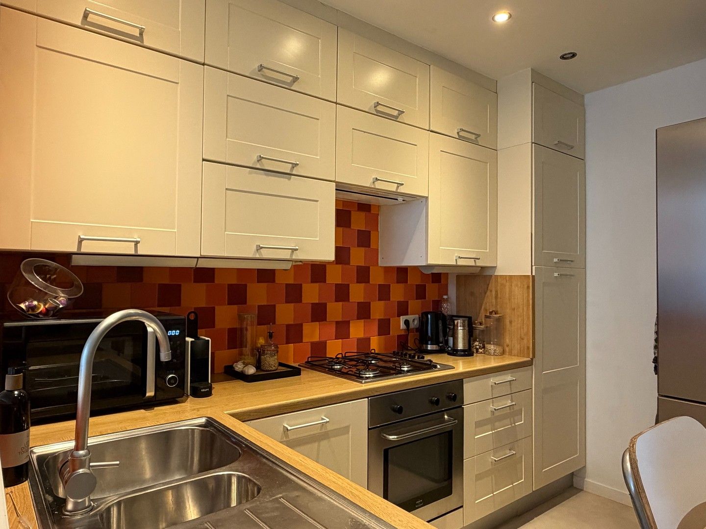 Moderne half open woning met 2 slaapkamers foto 8