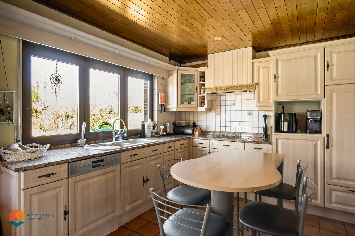 Ruime open bebouwing met 5 slaapkamers en zonnige tuin op 1160 m² in Heist-op-den-Berg foto 6