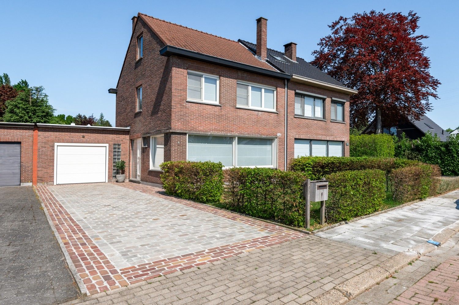 Hoofdfoto van de publicatie: Instapklare woning met 3 slaapkamers te Lier Zevenbergen