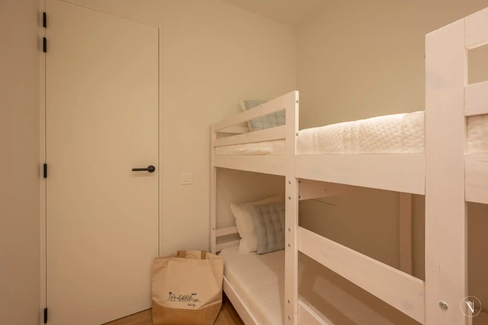 Eigentijds appartement met zonneterras op topligging in Knokke foto 15