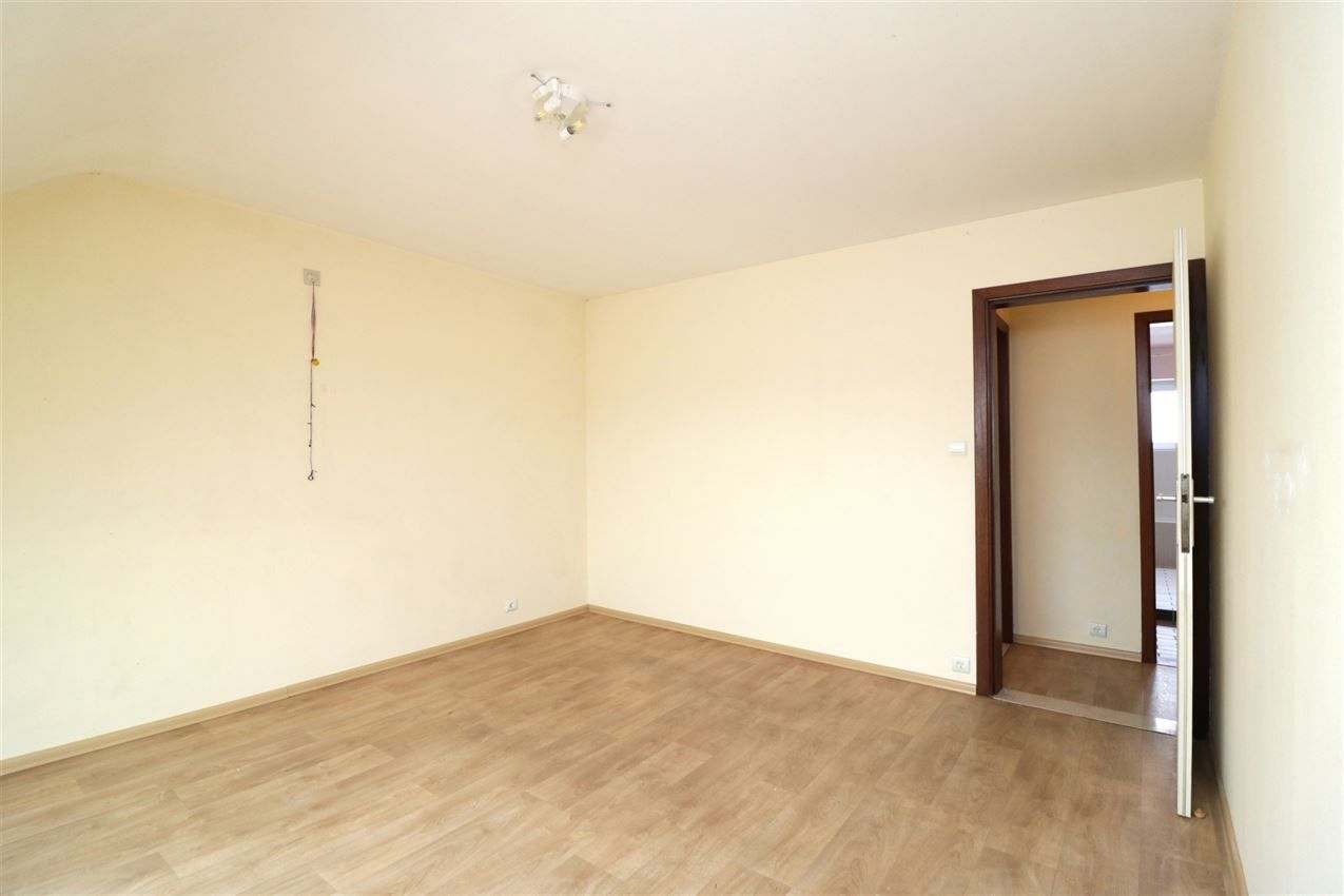 Opbrengsteigendom (handel & 4 app) op toplocatie foto 108