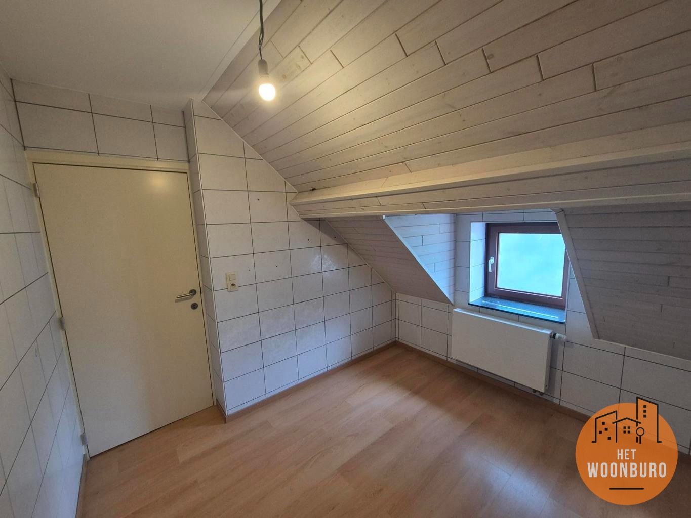 Woning HOB met garage en tuin foto 18