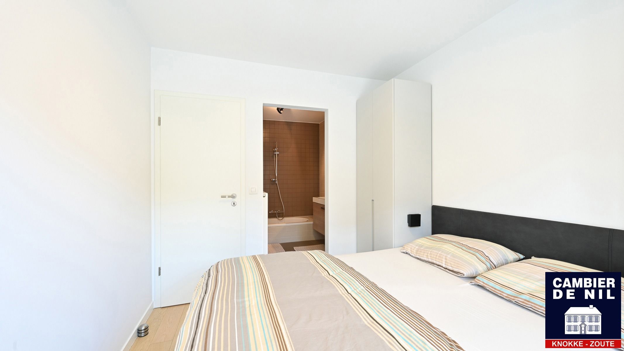 Super aangenaam appartement in recente residentie met brede gevel  foto 14