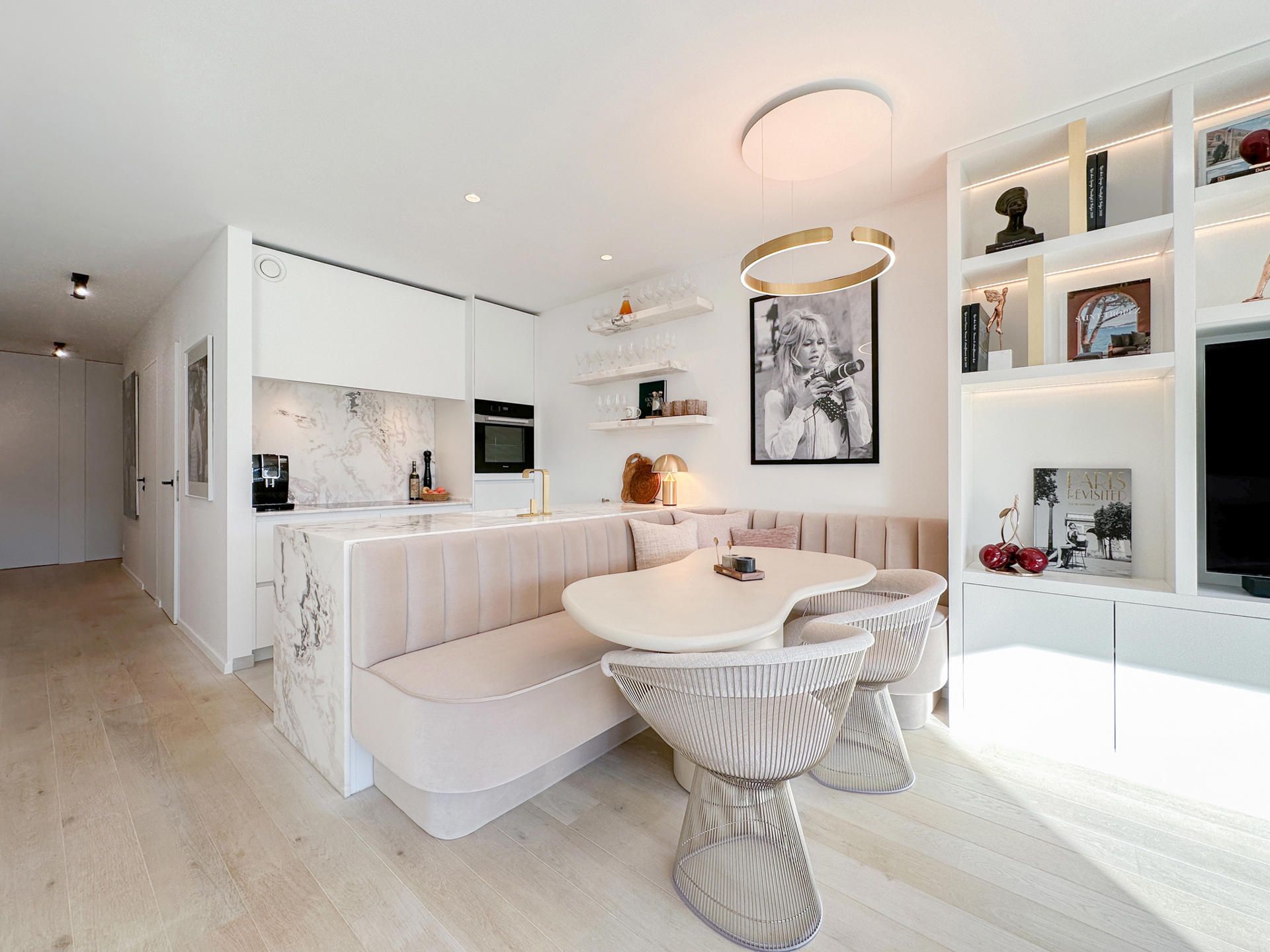 Subliem nieuwbouwappartement in het Zoute met zonnig terras foto 8