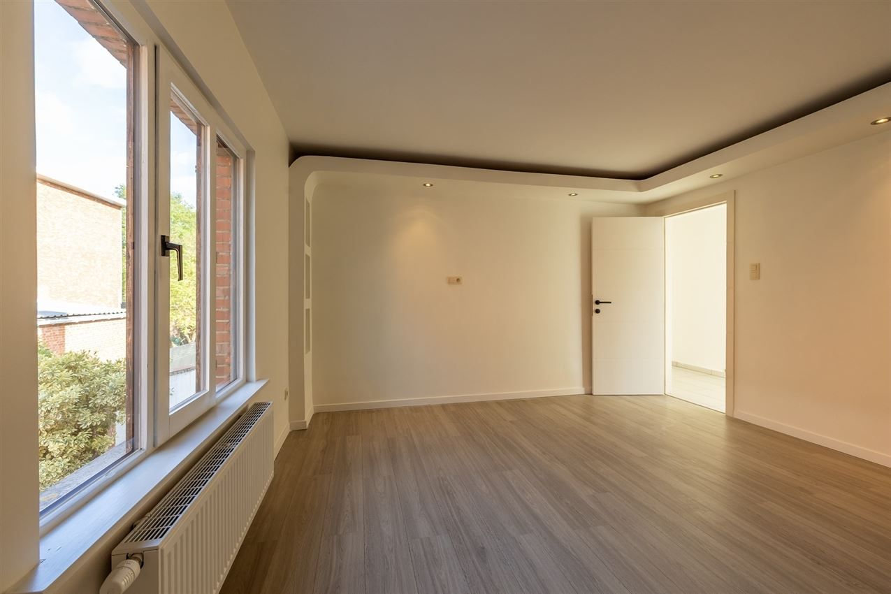 Royale gezinswoning, veel privacy, subliem terras foto 35