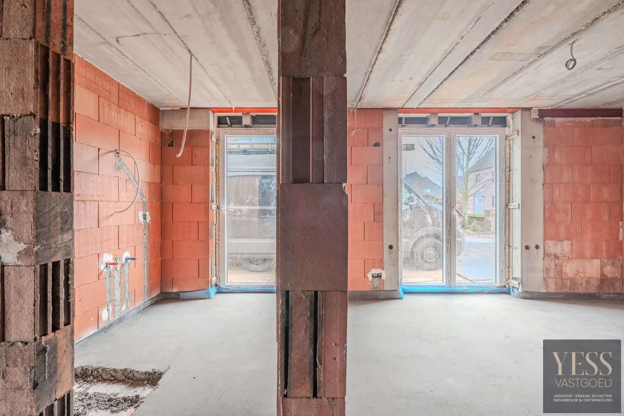 Ruime duplex appartement met 3 slaapkamers en 2 parkings foto 4