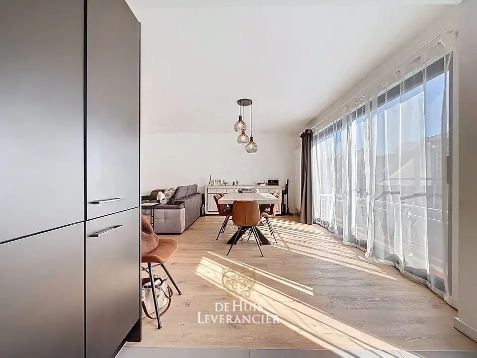 Groot appartement met 2 slpks en staanplaats te koop in centrum Kontich foto 24