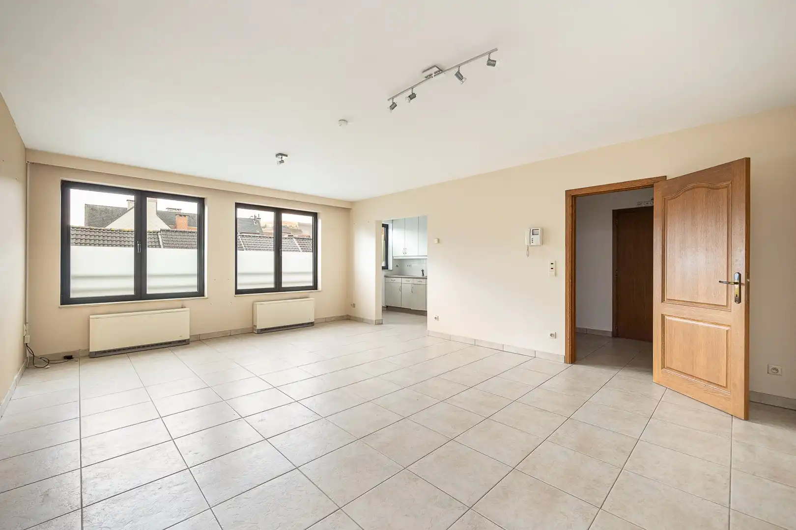Ruim appartement op centrale locatie foto 6