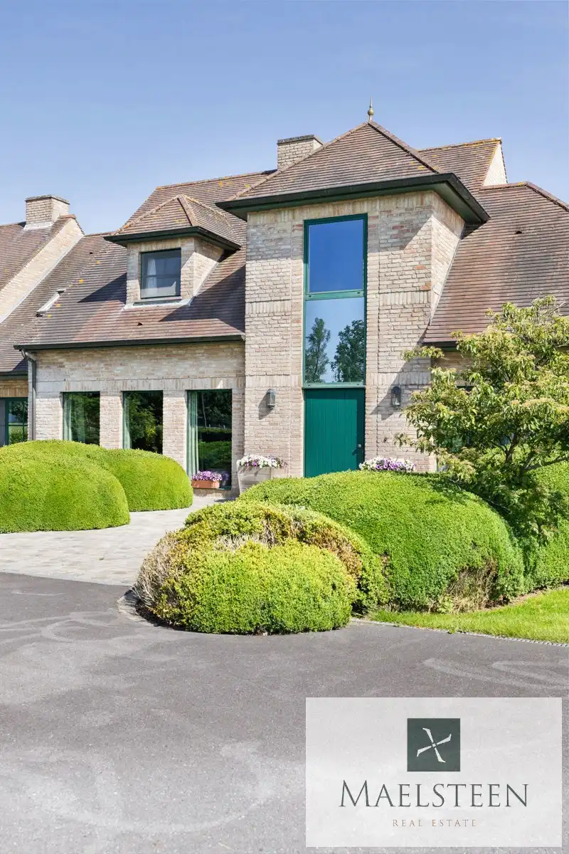 Boerderij op 1,5ha op de flank van Oedelem-berg  foto 5