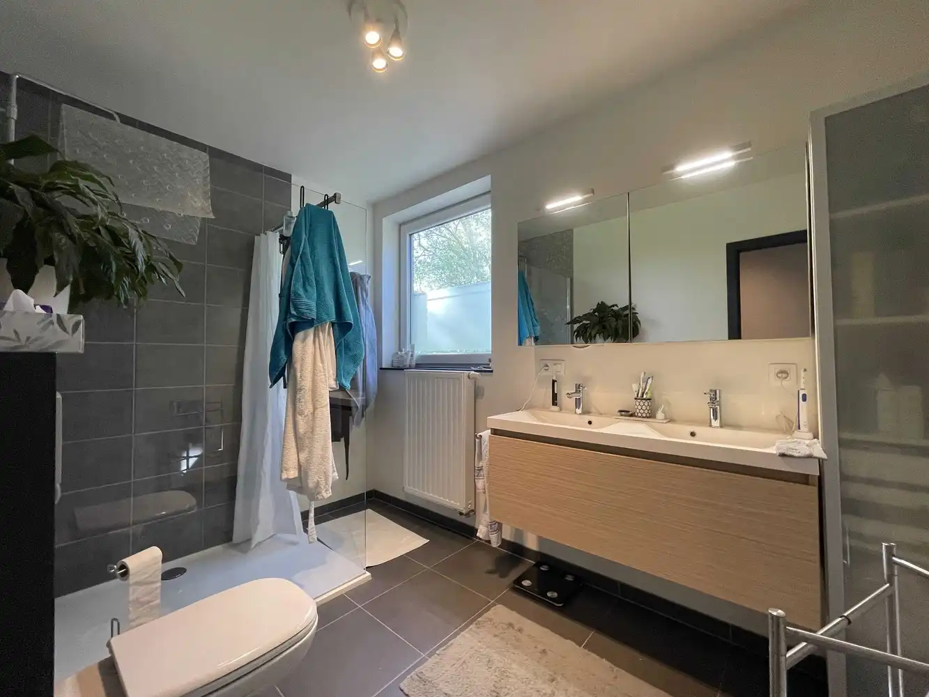 Recente woning met 3 slaapkamers vlakbij De Maten foto 17