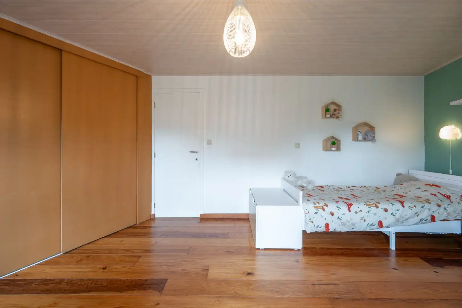 Instapklare en charmante woning met 3 slaapkamers en tuin foto 19