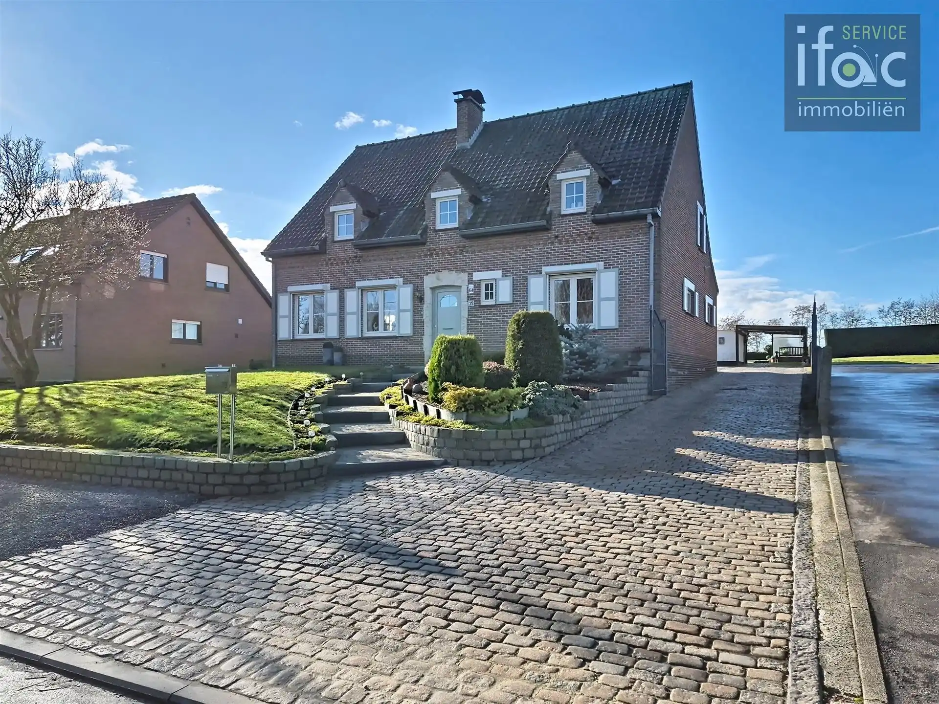 Unieke villa op 12 are met geweldig panoramisch zicht (ZW) foto {{pictureIndex}}