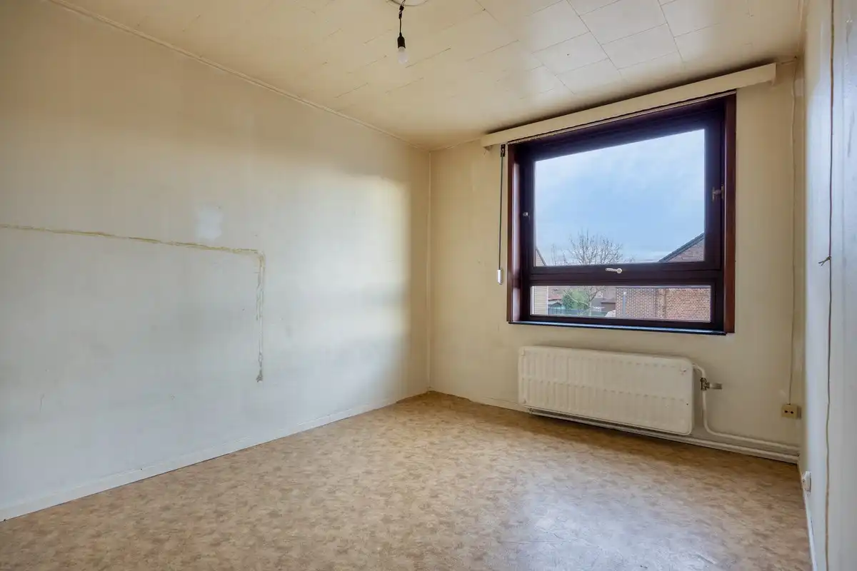 Ruime, op te frissen gezinswoning met 4 slaapkamers en knusse tuin in het gezellige Vlijtingen, Riemst foto 25