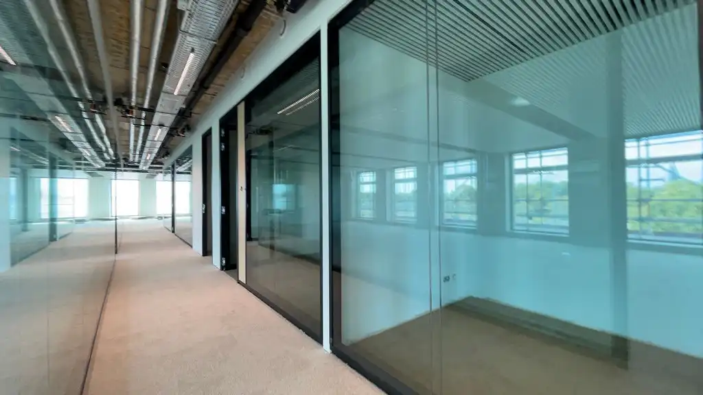 Nieuwbouw kantoren te huur in gebouw Innovation te Mechelen foto 9