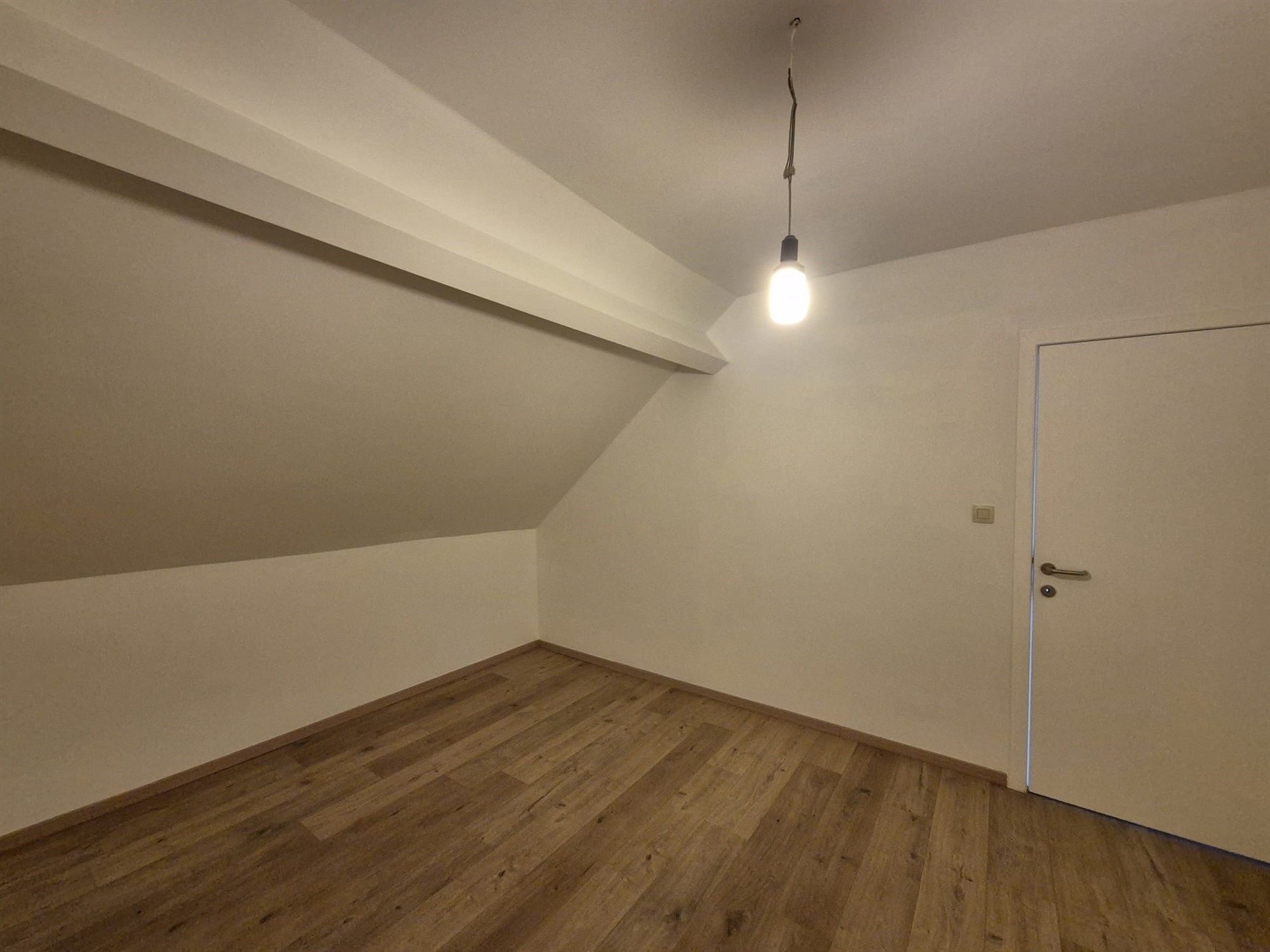 Ruime woning met 3 slaapkamers in centrum Wetteren foto 23