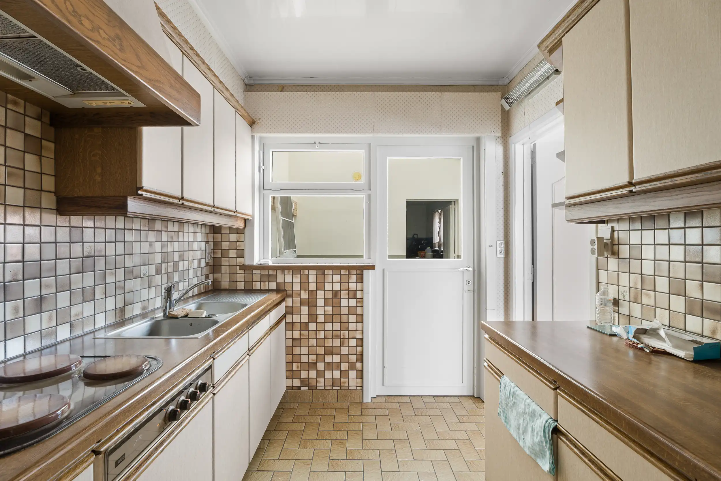 Karaktervolle woning met zonnige tuin in uniek Machelen foto 5