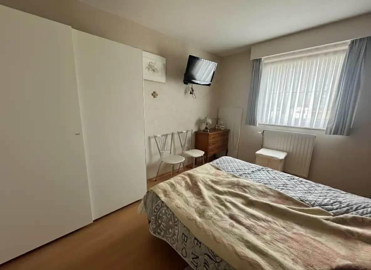 INSTAPKLAAR GELIJKVLOERS APPARTEMENT (H.O.B) foto 6