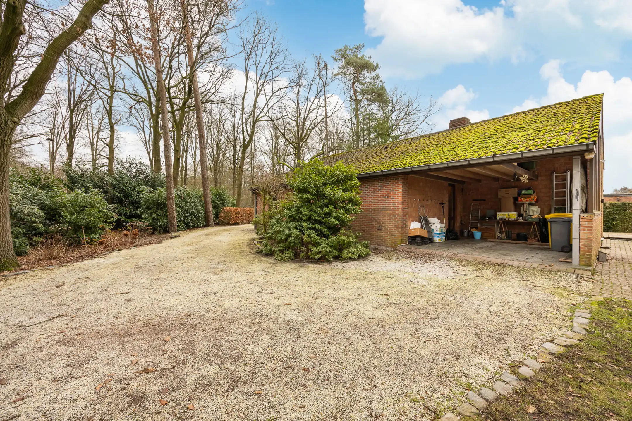 Te renoveren laagbouw gelegen op groot perceel te Merksplas. foto 29