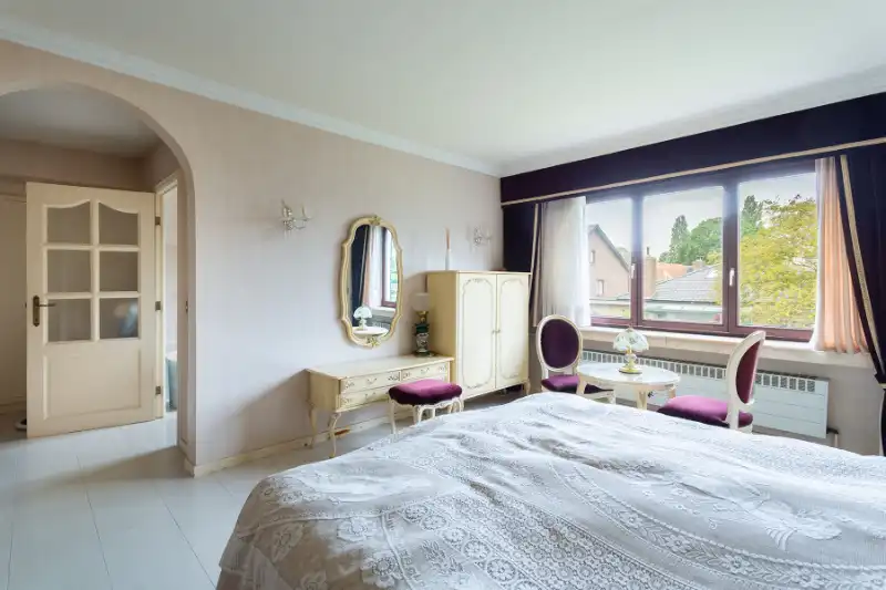 Stijlvolle villa op toplocatie, een zee van ruimte, privacy! foto 22