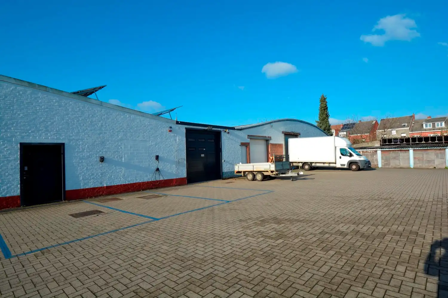 RUIM MAGAZIJN (295 m²) foto {{pictureIndex}}