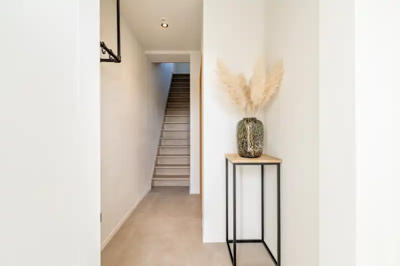 Energiezuinige woning met loods van 250m². foto 2