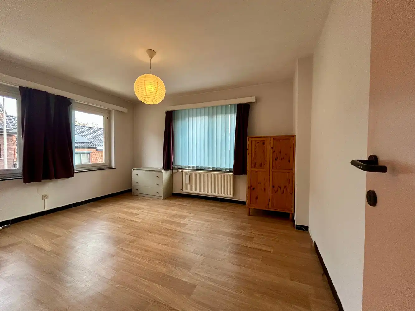 Instapklaar hoekpand met 2 slaapkamers,  zonder tuin foto 8