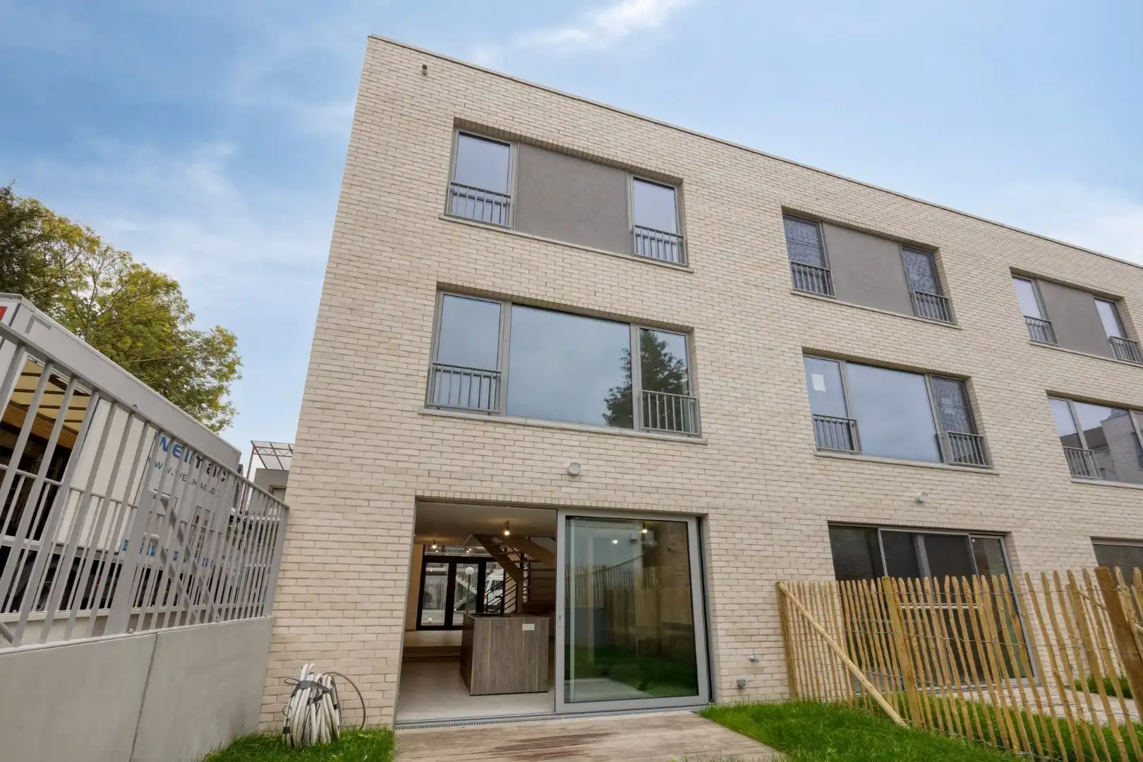 Nieuwbouwwoning met 3 slaapkamers, 3 badkamers, tuin, terras en autostaanplaats in Tienen – EPC 27 kWh/m² - bewoonbare opp. 172 m² foto 39