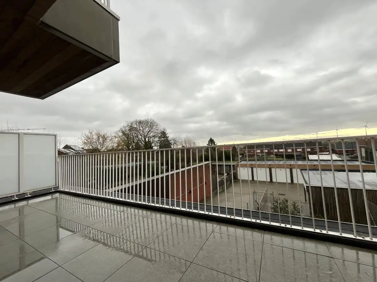 Beselare – Energiezuinig appartement met terras en garage foto 11