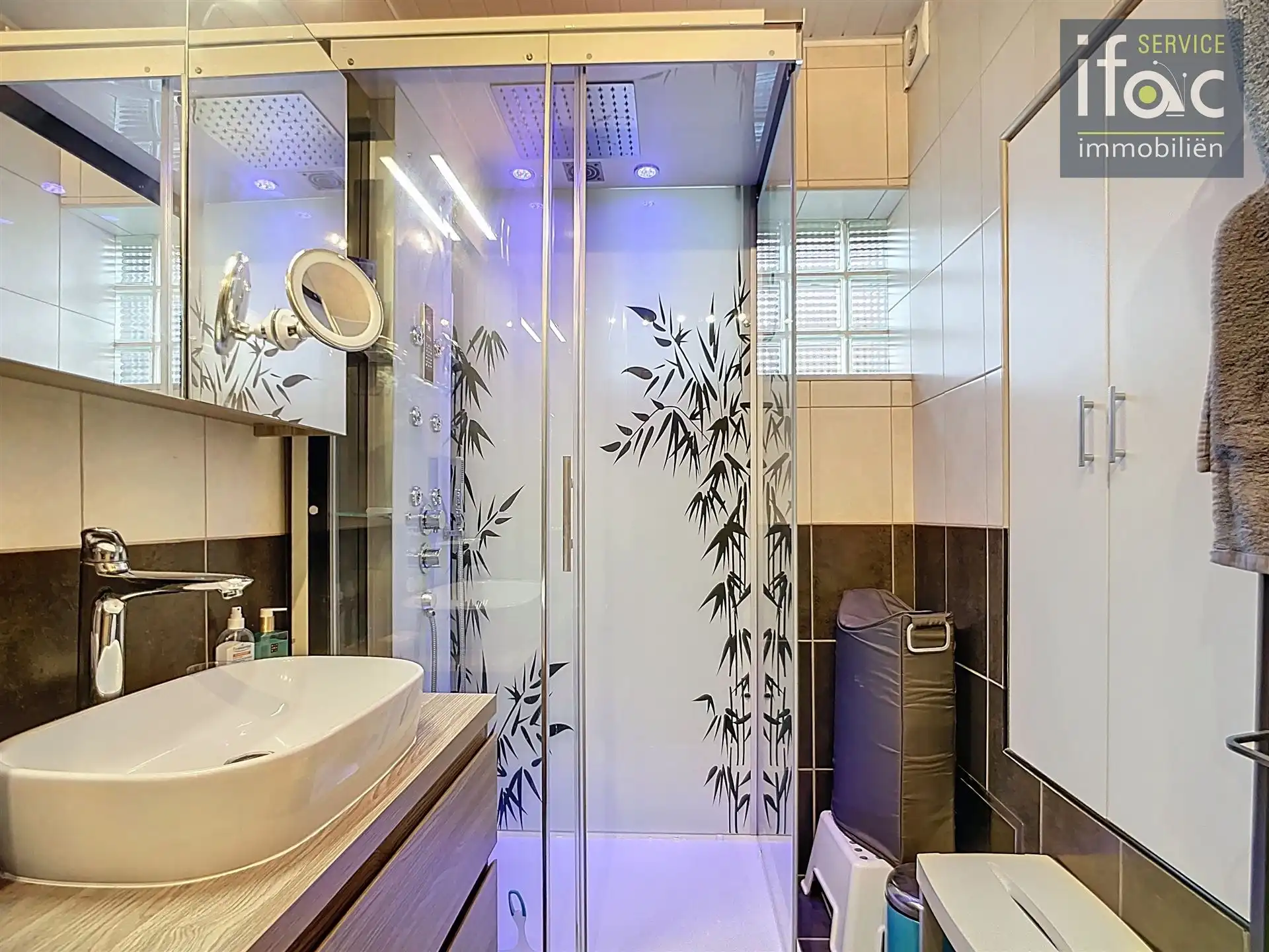 Appartement met twee slaapkamers en parkeerplaats foto 20