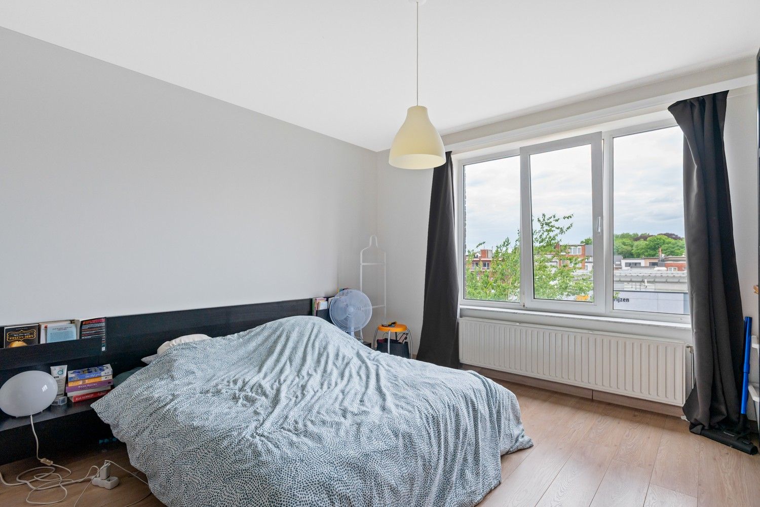 Ruim appartement met autostaanplaats in het centrum van Merksem! foto 12