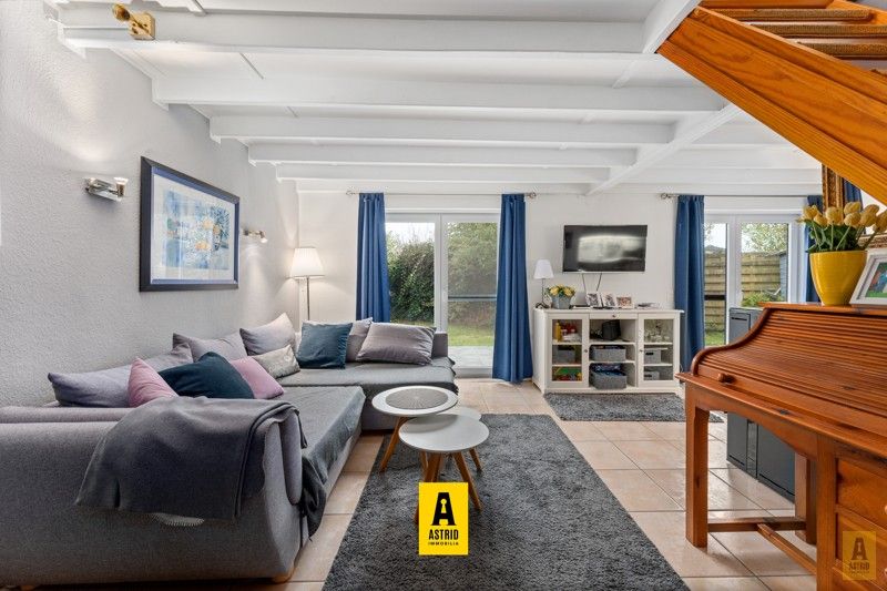 Instapklaar vakantiehuisje (3 slpks) met parkeerplaats vlakbij zee! foto 2