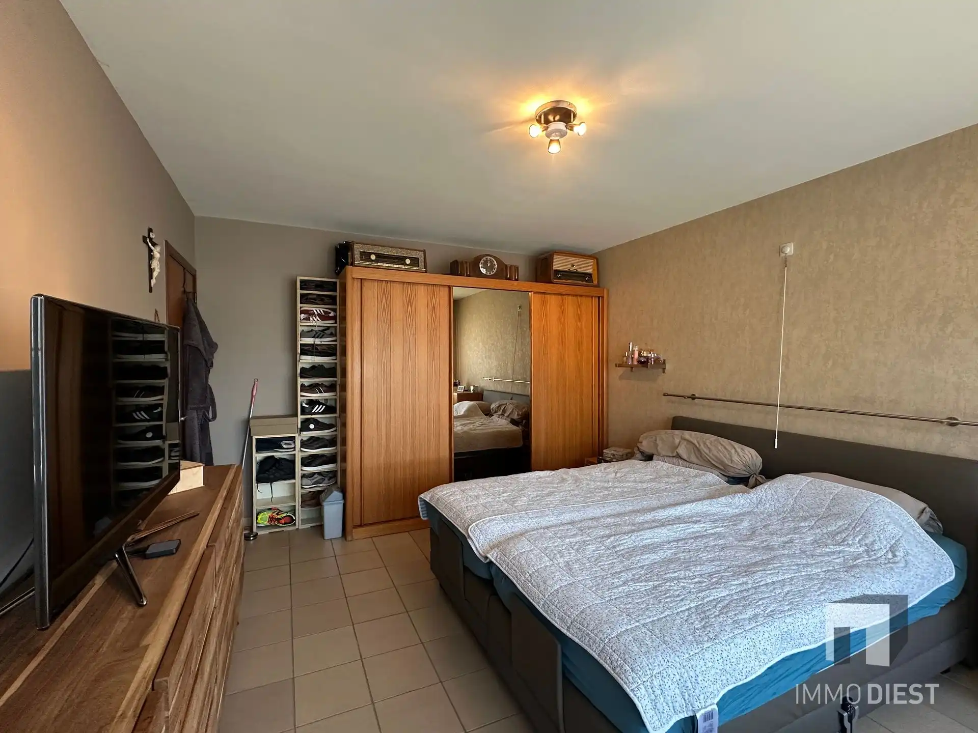 Zonnige woning met 3 slpks, garage en tuin foto 14
