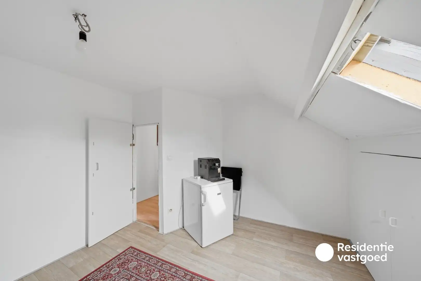 Ruime gezinswoning met 4 slaapkamers en tuin in Oostende foto 20