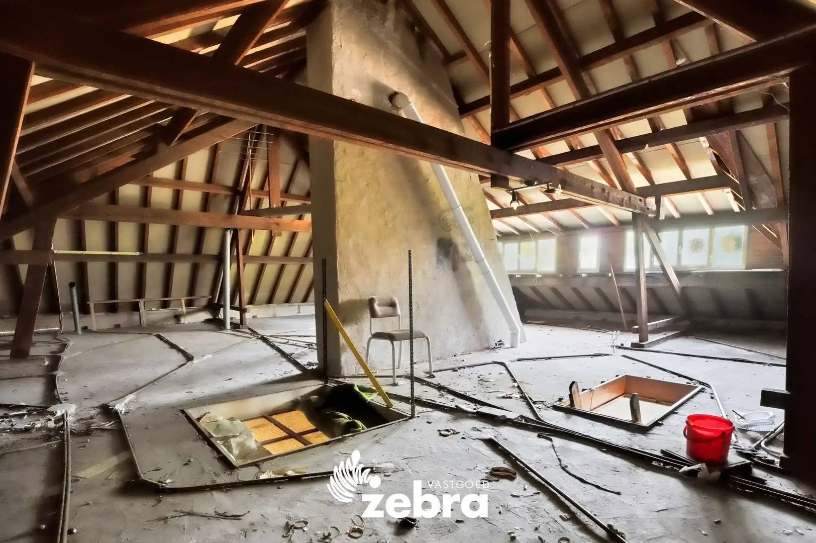 Te renoveren open bebouwing op toplocatie (Baronielaan) te Izegem! foto 17