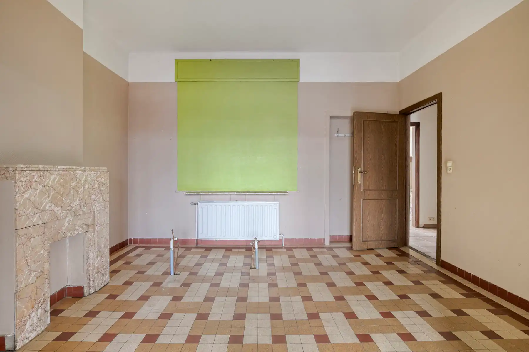 Eengezinswoning met 3 kamers, inrichtbare zolder en tuin foto 3