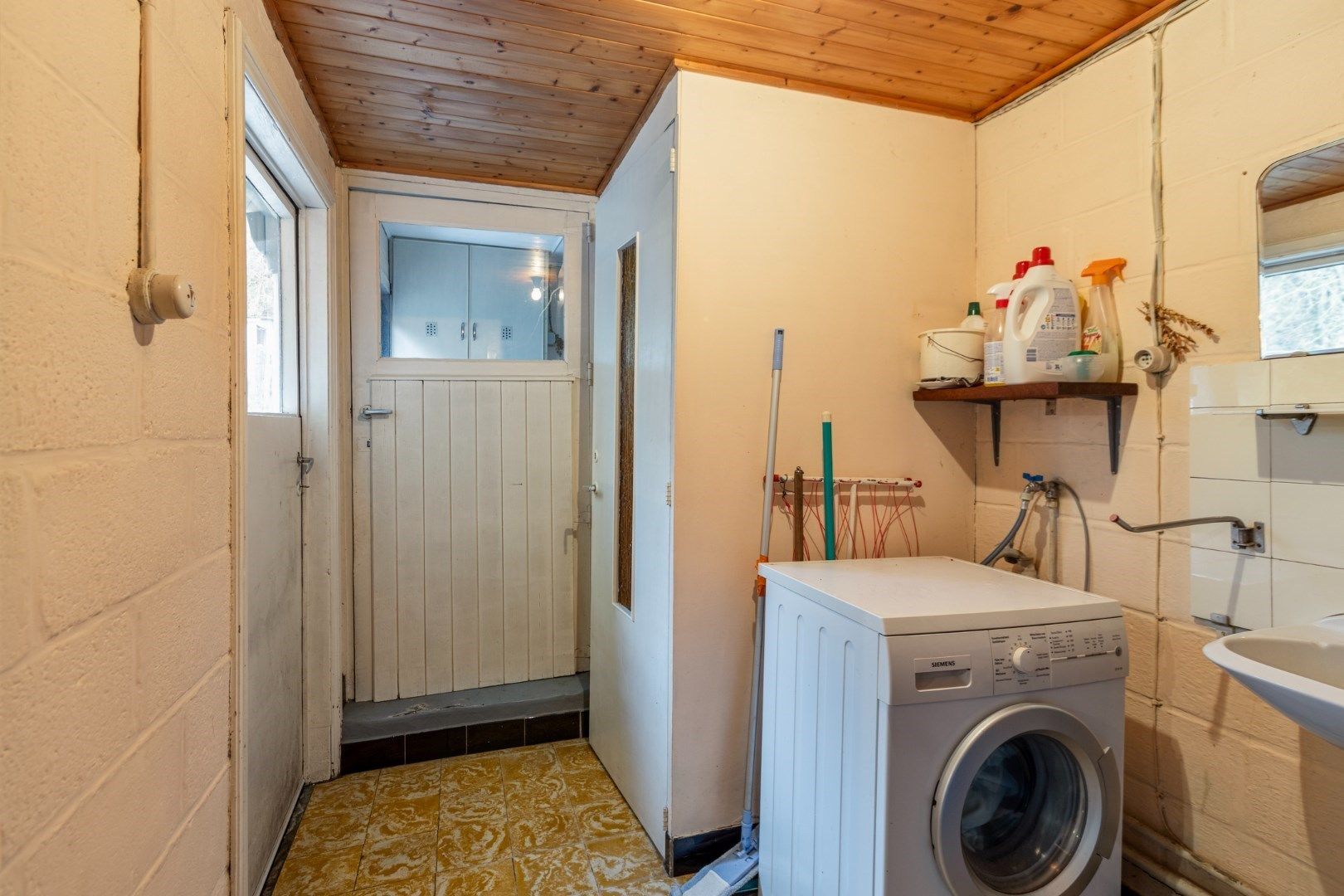 Zeer rustig gelegen vrijstaande woning met ruime tuin foto 17